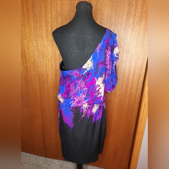 NWT Floral One-Shoulder Dress From LeChateau Size XL - Picture 5 of 6